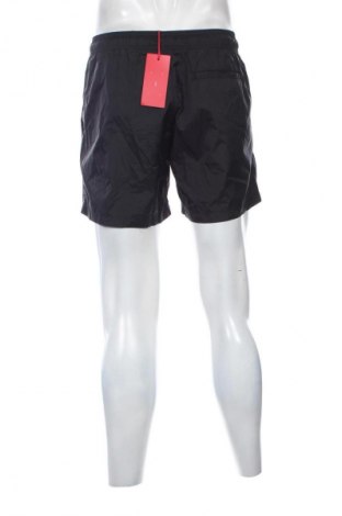 Pantaloni scurți de bărbați Hugo Boss, Mărime M, Culoare Negru, Preț 361,99 Lei