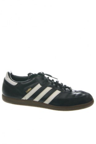 Férfi cipők
 Adidas, Méret 47, Szín Fekete, Ár 32 844 Ft