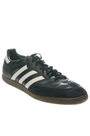 Férfi cipők
 Adidas, Méret 47, Szín Fekete, Ár 32 844 Ft