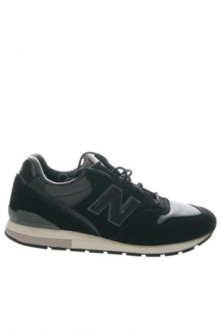 Férfi cipők
 New Balance, Méret 40, Szín Fekete, Ár 40 600 Ft