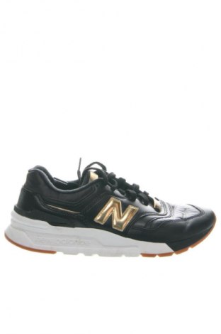 Obuwie męskie New Balance, Rozmiar 40, Kolor Kolorowy, Cena 523,72 zł
