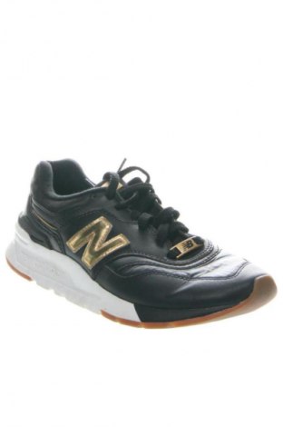 Obuwie męskie New Balance, Rozmiar 40, Kolor Kolorowy, Cena 523,72 zł