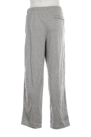 Мъжко спортно долнище Nike, Размер L, Цвят Сив, Цена 109,99 лв.