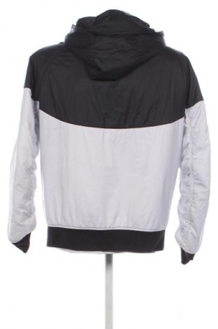 Мъжко яке Nike, Размер M, Цвят Многоцветен, Цена 82,99 лв.