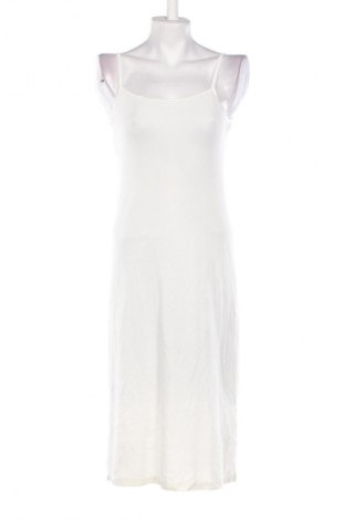 Pizsama Mey, Méret S, Szín Ekrü
, Ár 19 749 Ft