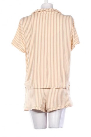 Пижама Unbranded, Размер L, Цвят Многоцветен, Цена 62,99 лв.