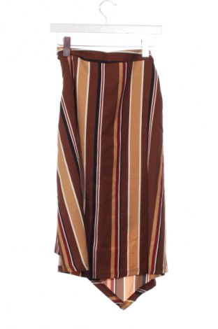 Пола Amisu, Размер XXS, Цвят Многоцветен, Цена 23,46 лв.