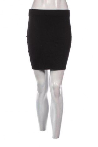 Пола Amisu, Размер M, Цвят Черен, Цена 19,00 лв.