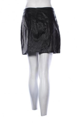 Spódnica Amisu, Rozmiar M, Kolor Czarny, Cena 43,68 zł