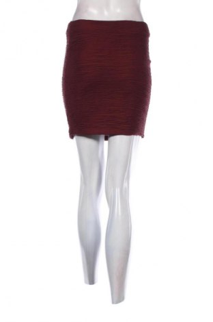 Пола Dorothy Perkins, Размер S, Цвят Червен, Цена 26,98 лв.