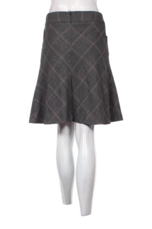 Пола Esprit, Размер S, Цвят Многоцветен, Цена 41,00 лв.