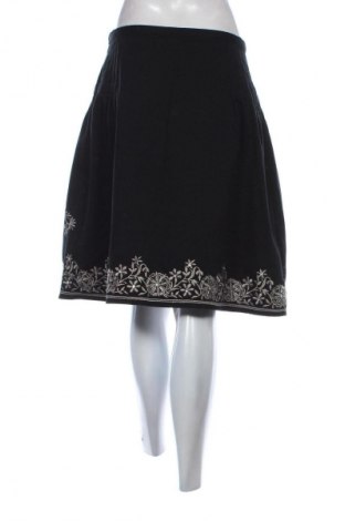 Пола Evie, Размер M, Цвят Черен, Цена 23,18 лв.