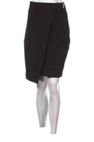 Spódnica H&M, Rozmiar M, Kolor Czarny, Cena 43,68 zł