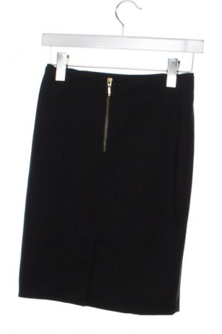Sukně H&M, Velikost XS, Barva Černá, Cena  291,00 Kč