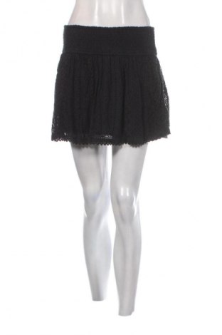 Пола Hollister, Размер M, Цвят Многоцветен, Цена 16,99 лв.