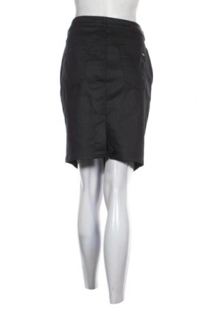 Sukňa Hugo Boss, Veľkosť L, Farba Čierna, Cena  63,00 €