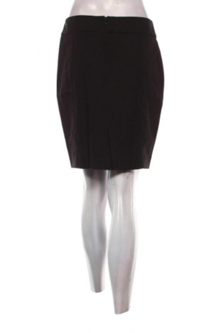 Пола In Wear, Размер M, Цвят Черен, Цена 7,99 лв.