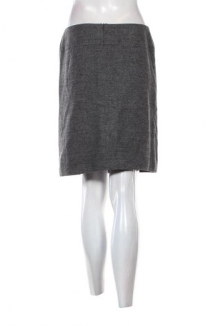 Spódnica Lisa Tossa, Rozmiar M, Kolor Szary, Cena 31,99 zł