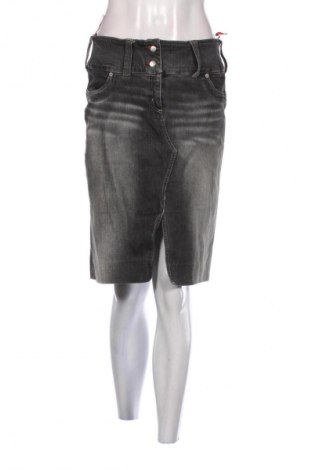 Φούστα Miss, Μέγεθος XL, Χρώμα Μαύρο, Τιμή 15,00 €