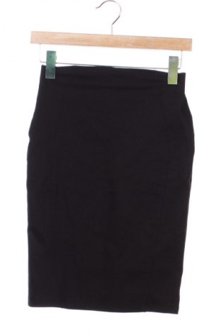 Пола Miss Chic, Размер XS, Цвят Черен, Цена 15,99 лв.