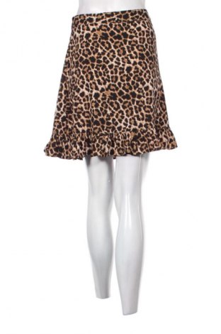 Пола NA-KD, Размер M, Цвят Многоцветен, Цена 27,99 лв.