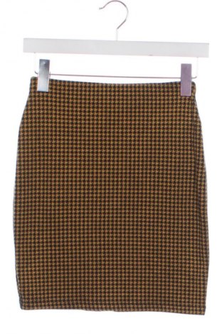 Пола New Look, Размер XS, Цвят Многоцветен, Цена 19,00 лв.