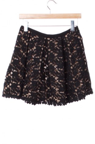 Пола Nikkie, Размер XS, Цвят Многоцветен, Цена 8,99 лв.