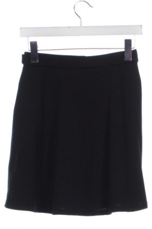 Пола ONLY, Размер XS, Цвят Черен, Цена 46,00 лв.