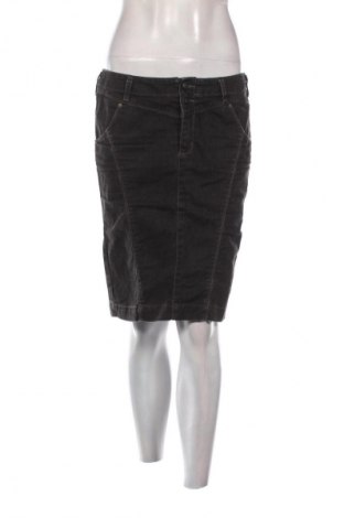 Пола Pause Jeans, Размер M, Цвят Черен, Цена 50,70 лв.