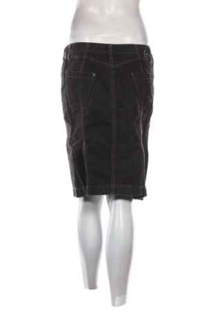 Пола Pause Jeans, Размер M, Цвят Черен, Цена 50,70 лв.