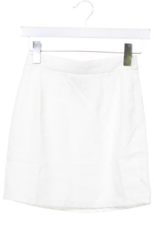 Sukně Pretty Little Thing, Velikost XXS, Barva Bílá, Cena  159,00 Kč