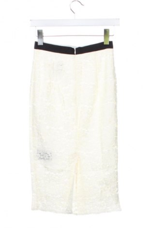 Fustă Set, Mărime XXS, Culoare Ecru, Preț 54,99 Lei