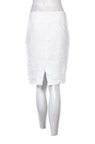 Пола Tatuum, Размер S, Цвят Бял, Цена 54,81 лв.