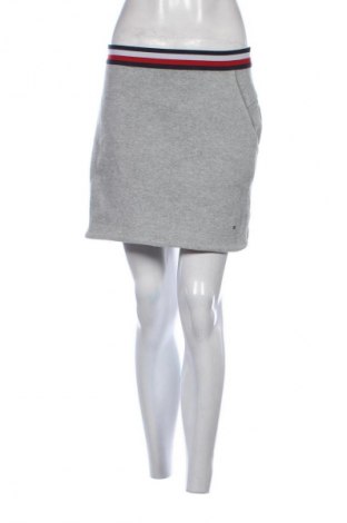Пола Tommy Hilfiger, Размер S, Цвят Сив, Цена 55,99 лв.
