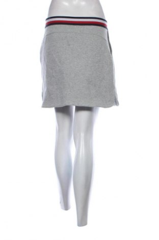 Пола Tommy Hilfiger, Размер S, Цвят Сив, Цена 55,99 лв.