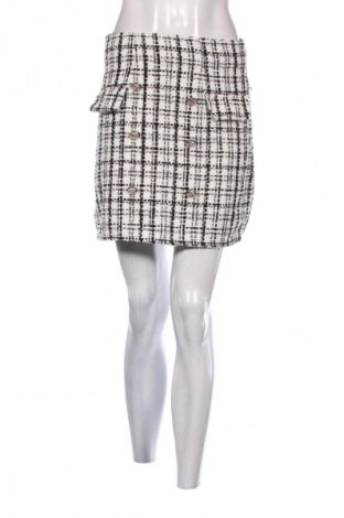 Пола Unbranded, Размер M, Цвят Многоцветен, Цена 19,00 лв.