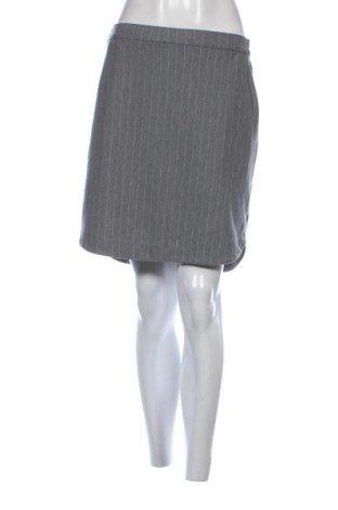 Пола Unbranded, Размер M, Цвят Многоцветен, Цена 12,99 лв.