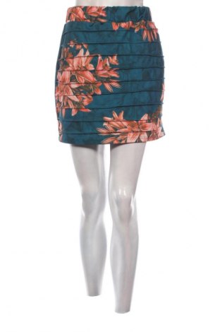 Пола Unbranded, Размер S, Цвят Многоцветен, Цена 19,55 лв.