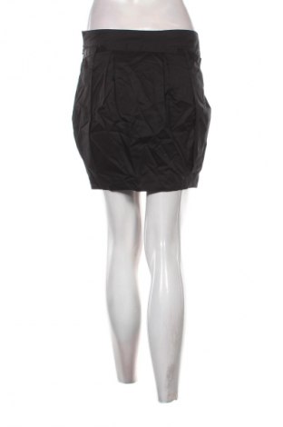 Fustă United Colors Of Benetton, Mărime M, Culoare Negru, Preț 73,99 Lei