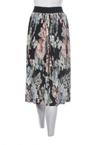 Пола VILA, Размер M, Цвят Многоцветен, Цена 18,99 лв.