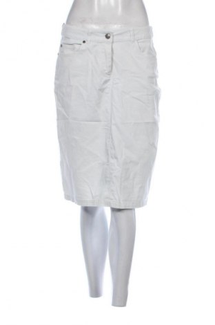 Fustă Venducci, Mărime M, Culoare Alb, Preț 107,89 Lei