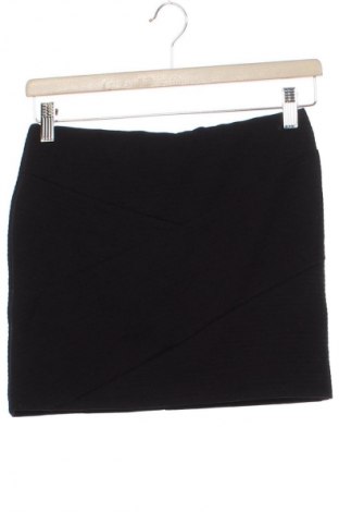 Szoknya WINDSOR., Méret XS, Szín Fekete, Ár 6 479 Ft