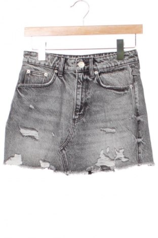 Пола Zara, Размер XS, Цвят Сив, Цена 21,99 лв.