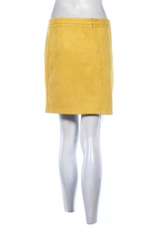 Пола Zero, Размер M, Цвят Жълт, Цена 26,99 лв.