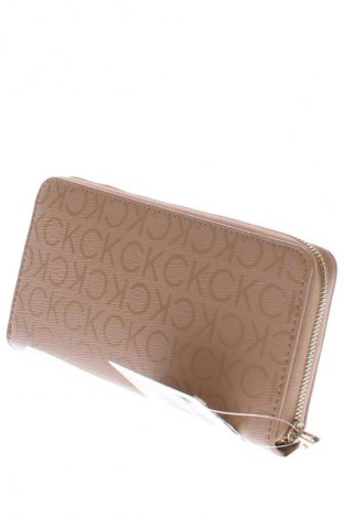 Peňaženka  Calvin Klein, Farba Béžová, Cena  57,95 €