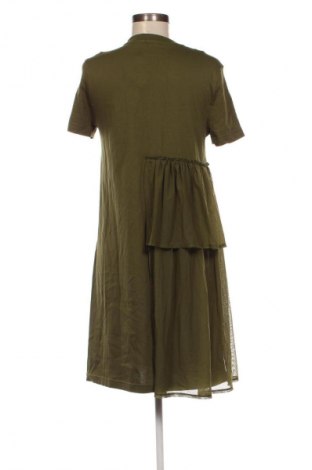 Рокля Adidas Originals, Размер M, Цвят Зелен, Цена 55,10 лв.