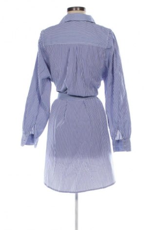 Рокля Amisu, Размер S, Цвят Многоцветен, Цена 47,85 лв.