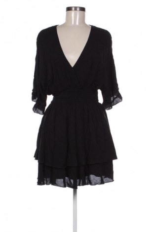 Рокля Amisu, Размер M, Цвят Черен, Цена 28,88 лв.