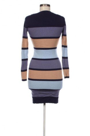 Рокля Anna Field, Размер M, Цвят Многоцветен, Цена 31,99 лв.