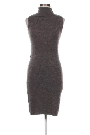 Šaty  Ax Paris, Velikost M, Barva Šedá, Cena  689,00 Kč